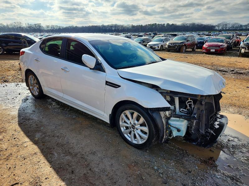 Photo 4 from auction – 2015 KIA OPTIMA LX with VIN KNAGM4A79F5617671