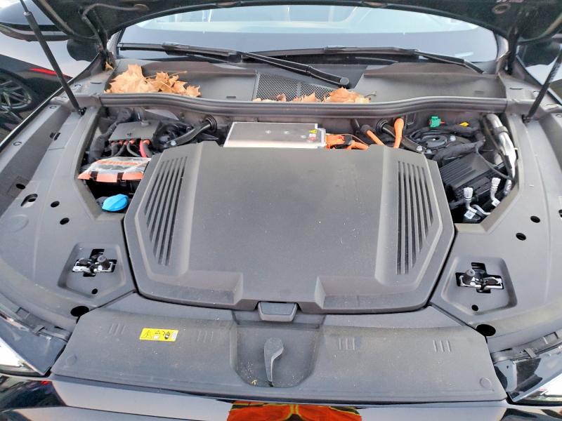 Photo 11 from auction – 2024 AUDI Q8 E-TRON with VIN WA15AAGE8RB053552