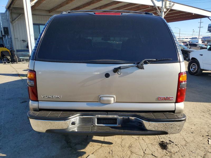 Photo 6 from auction – 2003 GMC YUKON with VIN 1GKEC13T93R217382