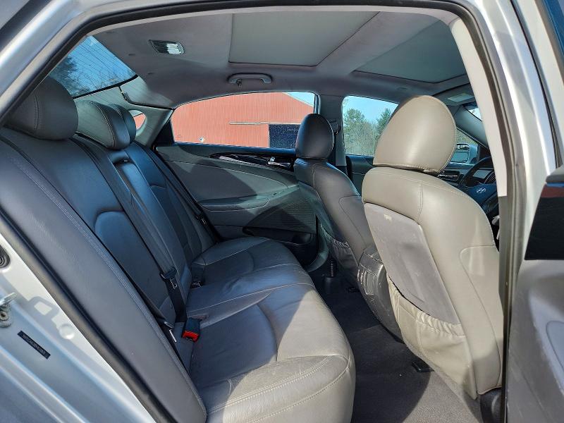 Photo 10 from auction – 2013 HYUNDAI SONATA SE with VIN 5NPEC4AC8DH611805
