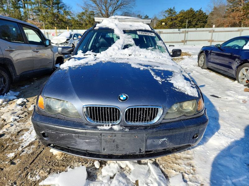 Photo 5 from auction – 2003 BMW 325 XIT with VIN WBAEP334X3PF02155