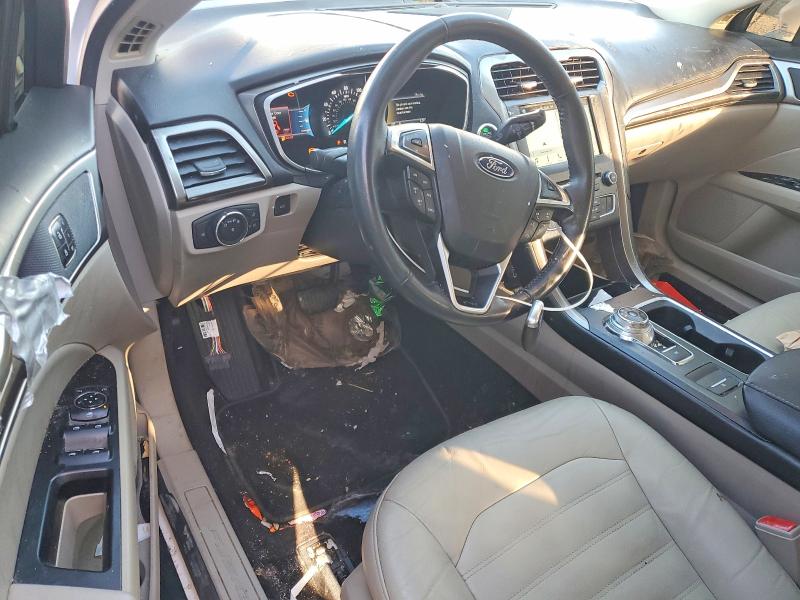 Zdjęcie 8 z aukcji – 2017 FORD FUSION z VIN 3FA6P0HD4HR154354