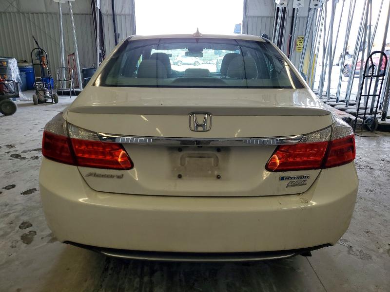 Photo 6 from auction – 2015 HONDA ACCORD with VIN 1HGCR6F37FA014103