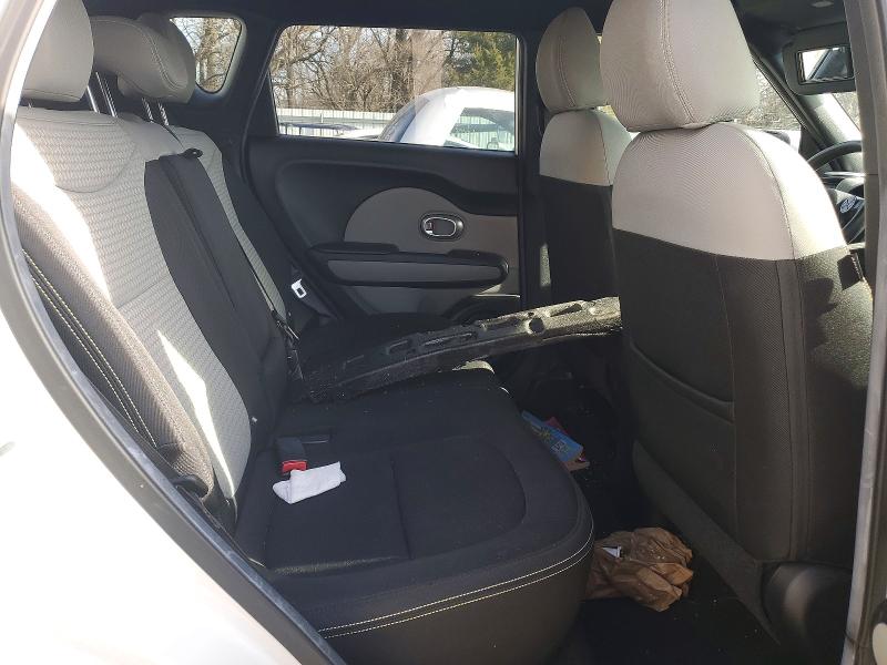 Photo 11 from auction – 2015 KIA SOUL + with VIN KNDJP3A53F7167044