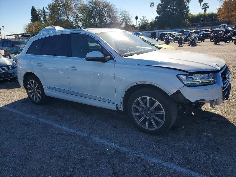 Photo 4 from auction – 2017 AUDI Q7 PREMIUM with VIN WA1LHAF73HD036750