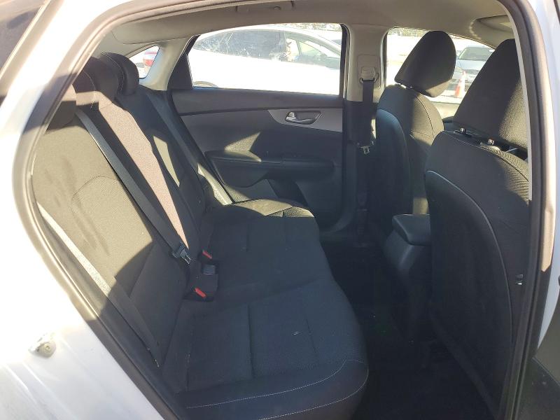 Photo 10 from auction – 2019 KIA FORTE FE with VIN 3KPF24AD2KE044556