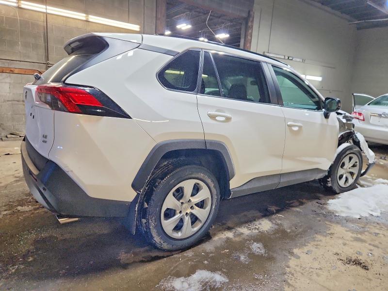 Photo 3 from auction – 2020 TOYOTA RAV4 LE with VIN 2T3F1RFV5LC136365
