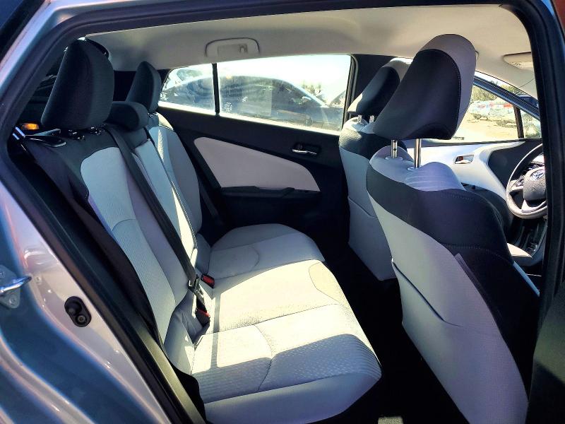 Photo 10 from auction – 2016 TOYOTA PRIUS with VIN JTDKARFU0G3519675