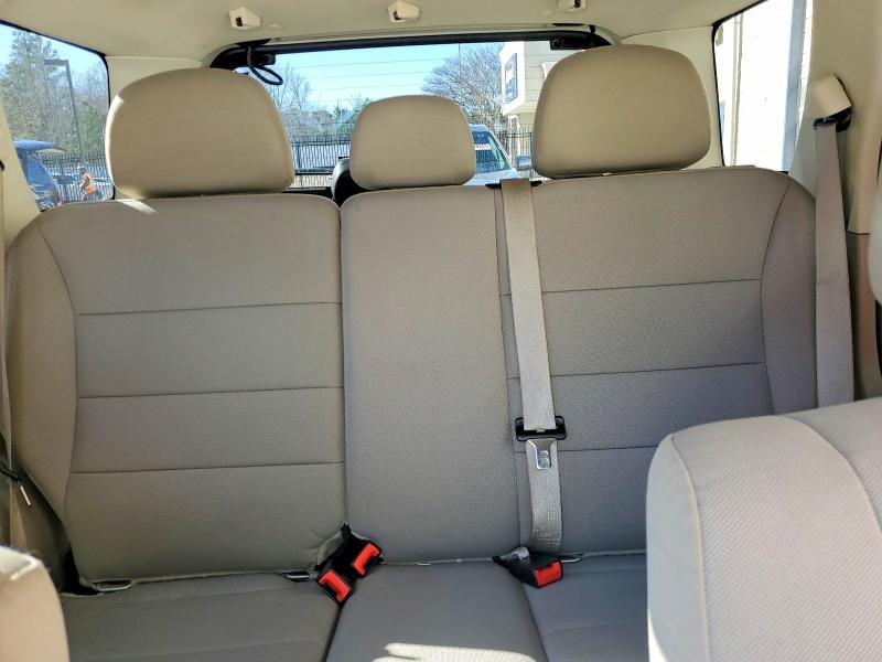 Photo 10 from auction – 2010 FORD ESCAPE XLT with VIN 1FMCU0D7XAKC16965