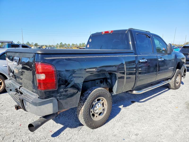 Photo 3 from auction – 2007 CHEVROLET SILVERADO with VIN 1GCHC236X7F558127