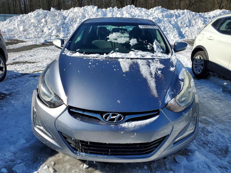 Photo 5 from auction – 2016 HYUNDAI ELANTRA SE with VIN 5NPDH4AE2GH762965