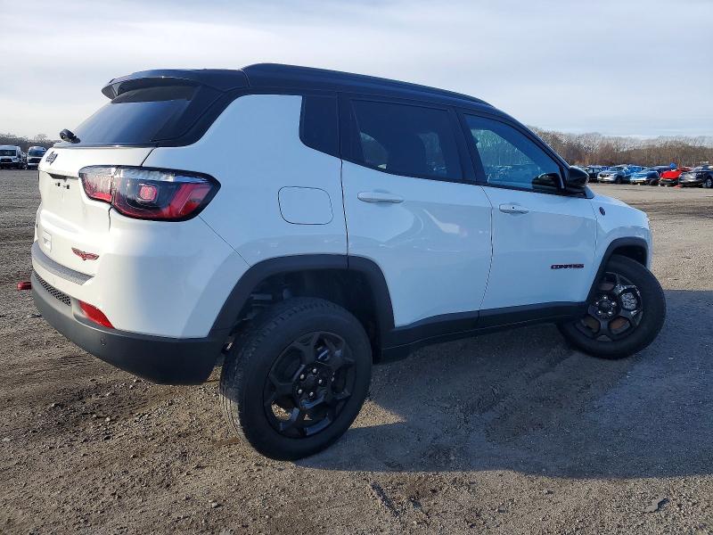 Photo 3 from auction – 2024 JEEP COMPASS with VIN 3C4NJDDN5RT609987