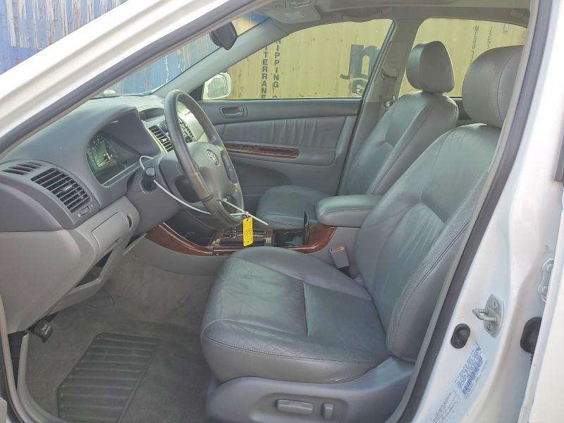 Photo 7 from auction – 2003 TOYOTA CAMRY LE with VIN 4T1BF32K93U050556
