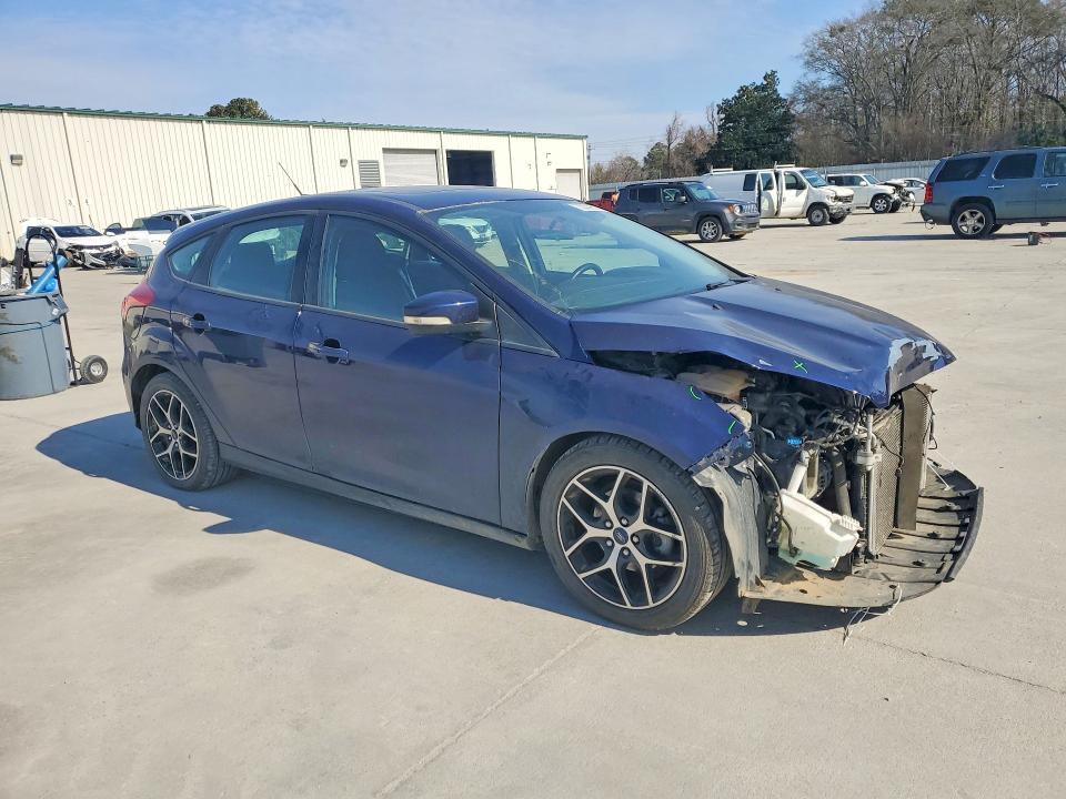 Photo 4 from auction – 2017 FORD FOCUS with VIN 1FADP3M28HL244117