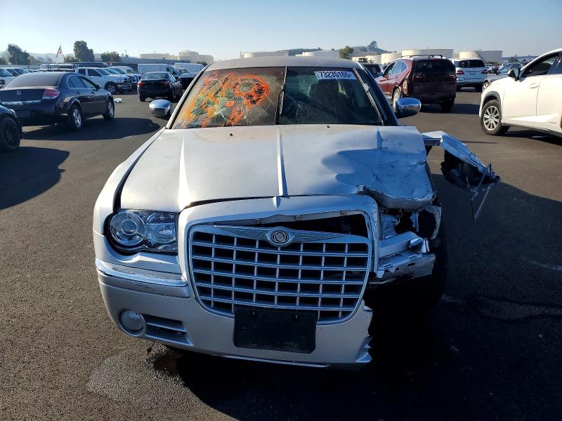 Photo 5 from auction – 2010 CHRYSLER 300C with VIN 2C3CA6CT5AH114273