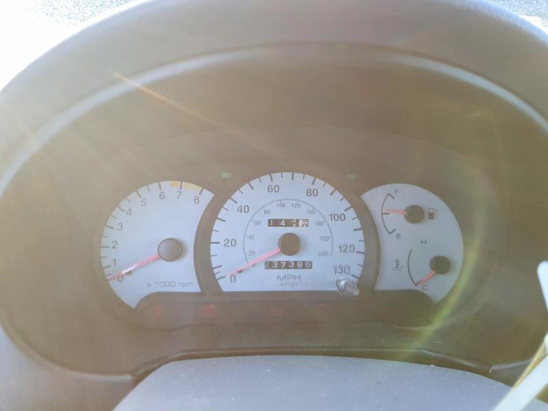 Photo 9 from auction – 2002 HYUNDAI ACCENT GS with VIN KMHCG35C32U183897