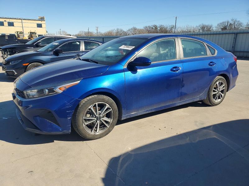 KIA FORTE FE 2022 with VIN 3KPF24AD8NE460129 - Photo from auction