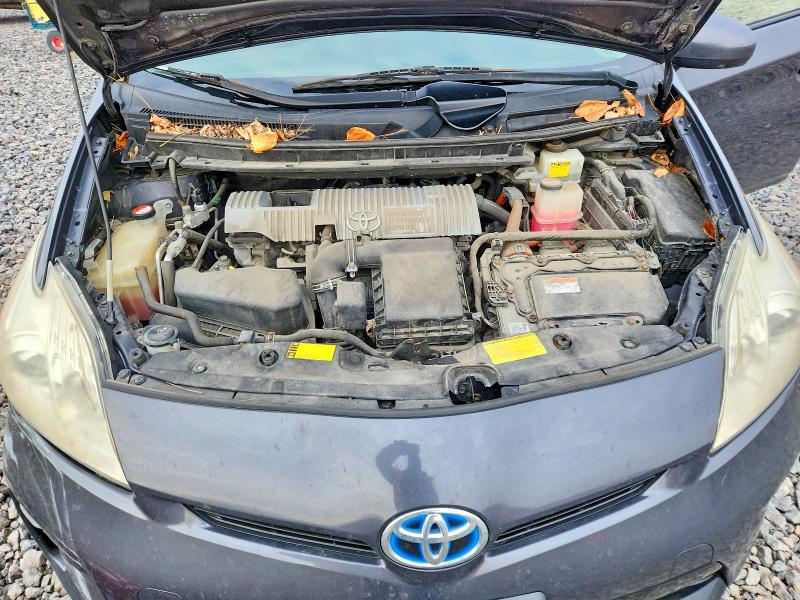 Photo 11 from auction – 2014 TOYOTA PRIUS with VIN JTDKN3DU1E1830917