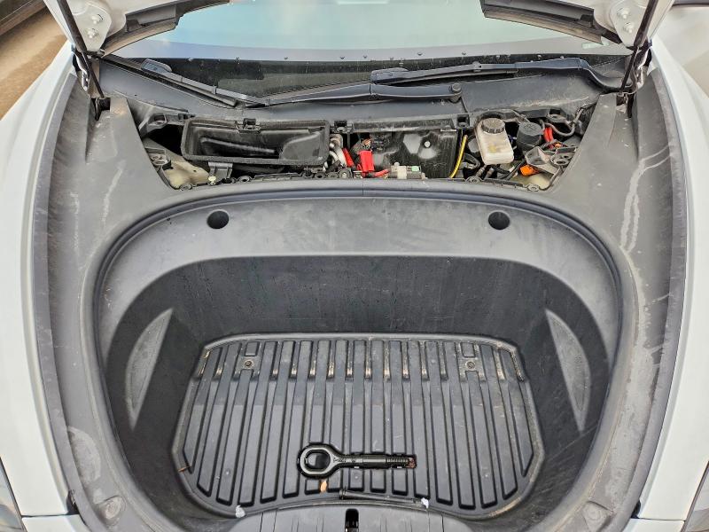 Photo 11 from auction – 2022 TESLA MODEL 3 with VIN 5YJ3E1EB6NF276514