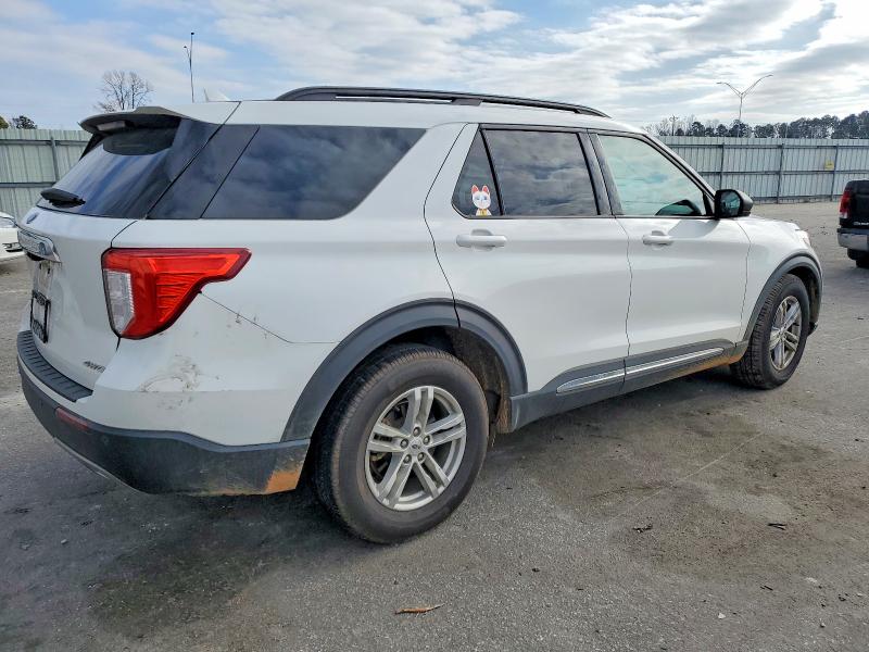 Photo 3 from auction – 2021 FORD EXPLORER with VIN 1FMSK8DH4MGC12863