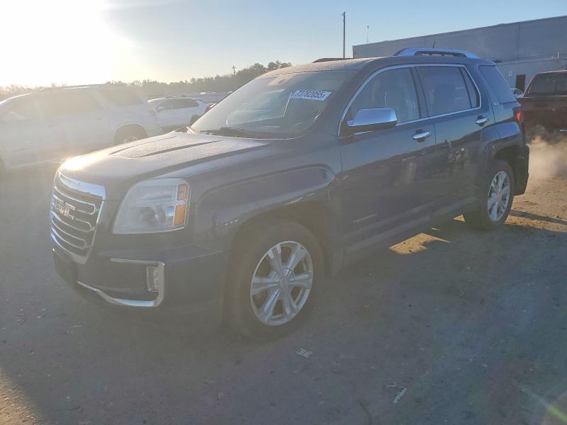 GMC TERRAIN SL 2017 with VIN 2GKFLUE39H6145248 - Photo from auction