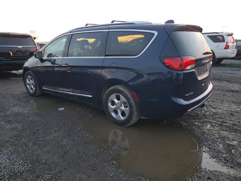 Photo 2 from auction – 2017 CHRYSLER PACIFICA T with VIN 2C4RC1EG2HR514296