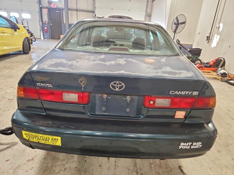 Photo 6 from auction – 1997 TOYOTA CAMRY with VIN 4T1BG22K5VU175466