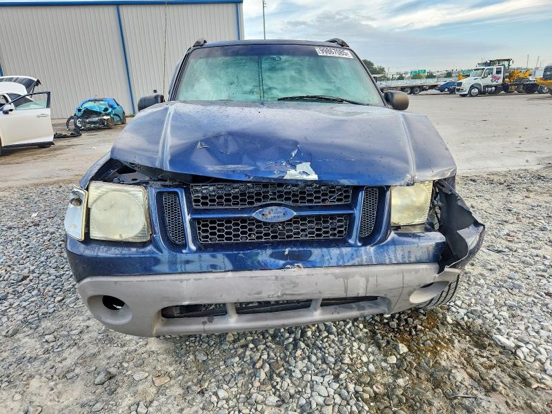 Photo 5 from auction – 2002 FORD EXPLORER S with VIN 1FMZU67E42UD43112