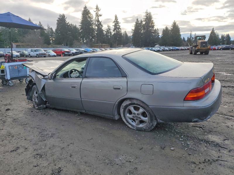 Photo 2 from auction – 1998 LEXUS ES 300 with VIN JT8BF28G7W5036699
