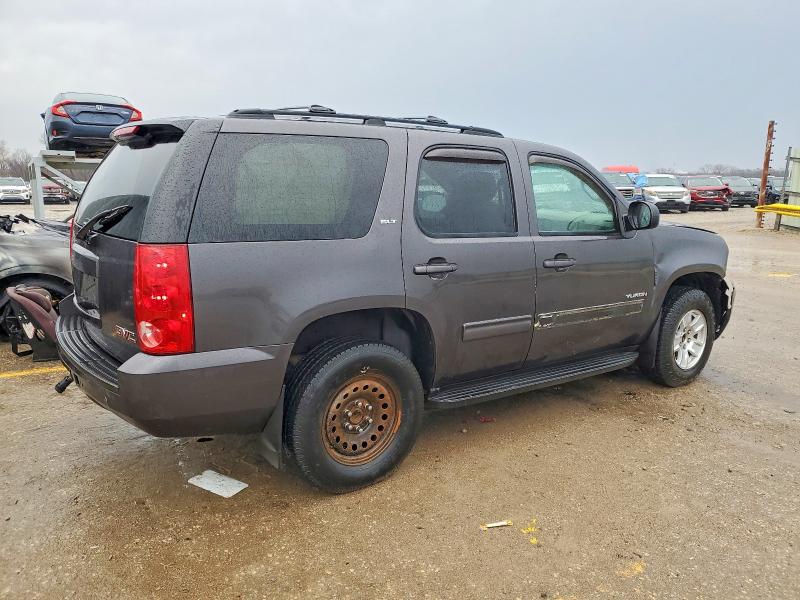 Photo 3 from auction – 2010 GMC YUKON with VIN 1GKUKCE08AR190296