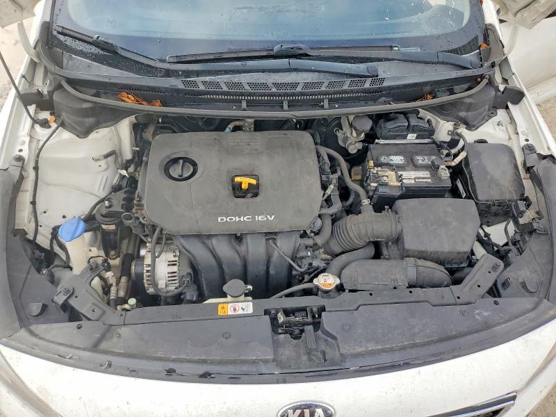 Photo 11 from auction – 2018 KIA FORTE LX with VIN 3KPFL4A78JE175366
