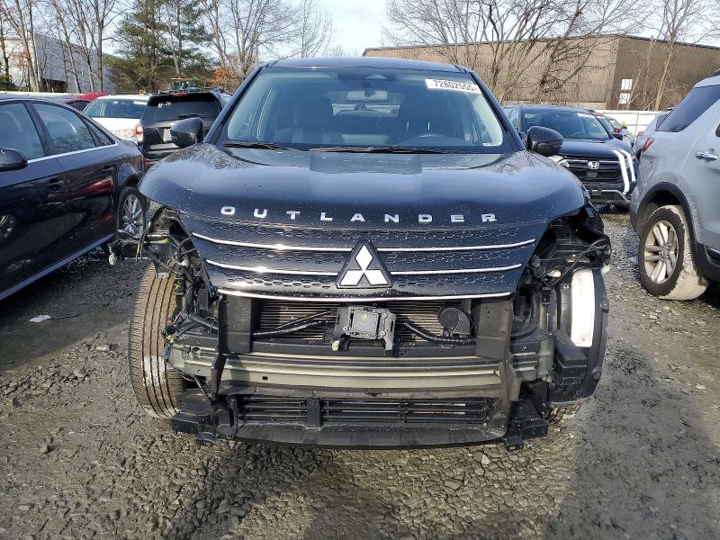 Photo 5 from auction – 2022 MITSUBISHI OUTLANDER with VIN JA4J3TA84NZ035008