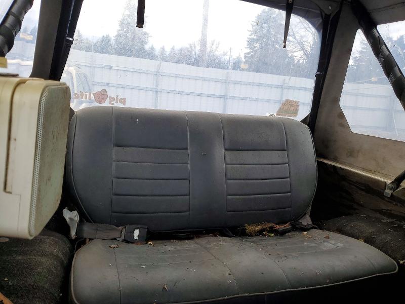 Photo 10 from auction – 1986 SUZUKI SAMURAI with VIN JS4JC51C7G4113543
