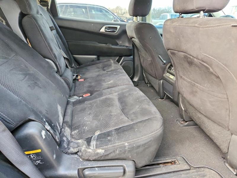 Photo 11 from auction – 2015 NISSAN PATHFINDER with VIN 5N1AR2MN5FC659643