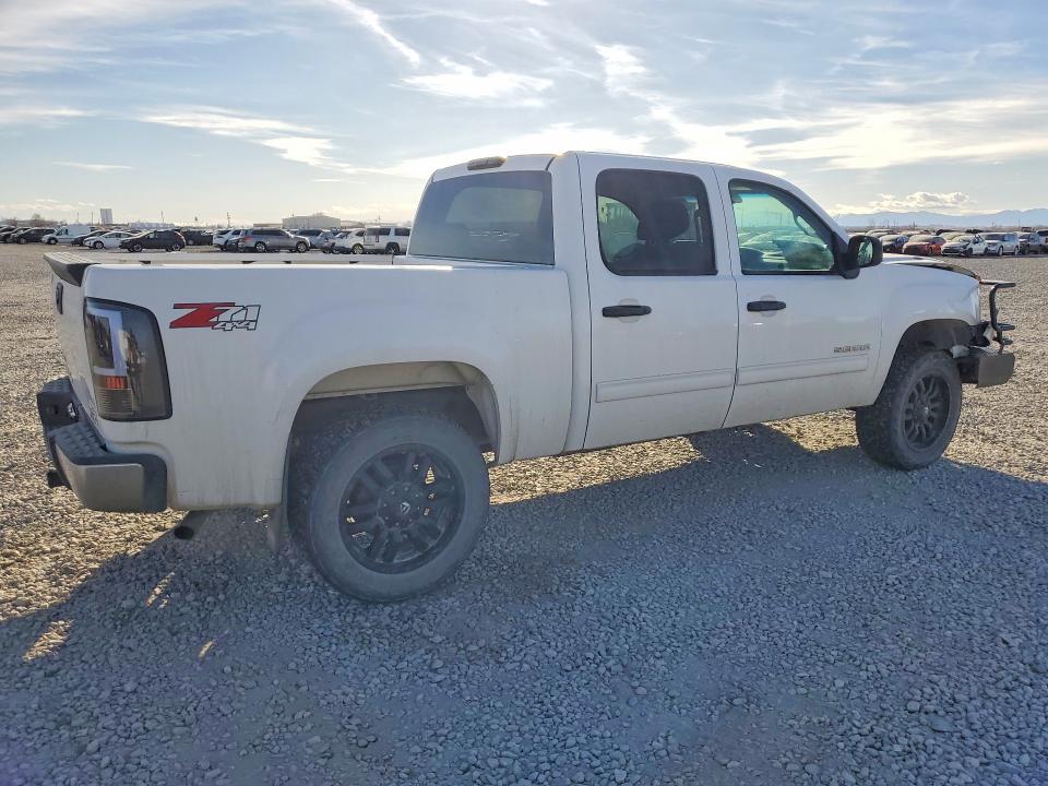 Photo 3 from auction – 2011 GMC SIERRA with VIN 3GTP2VE35BG203733
