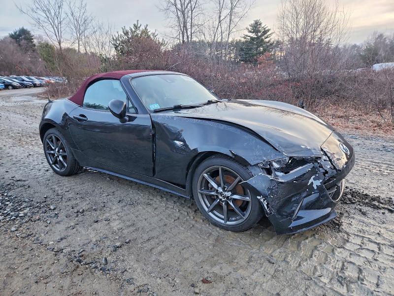 Photo 4 from auction – 2018 MAZDA MX-5 MIATA with VIN JM1NDAD71J0202578