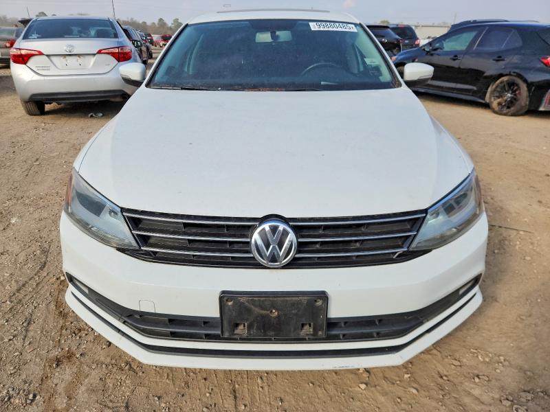 Photo 5 from auction – 2015 VOLKSWAGEN JETTA with VIN 3VWL17AJ1FM292609