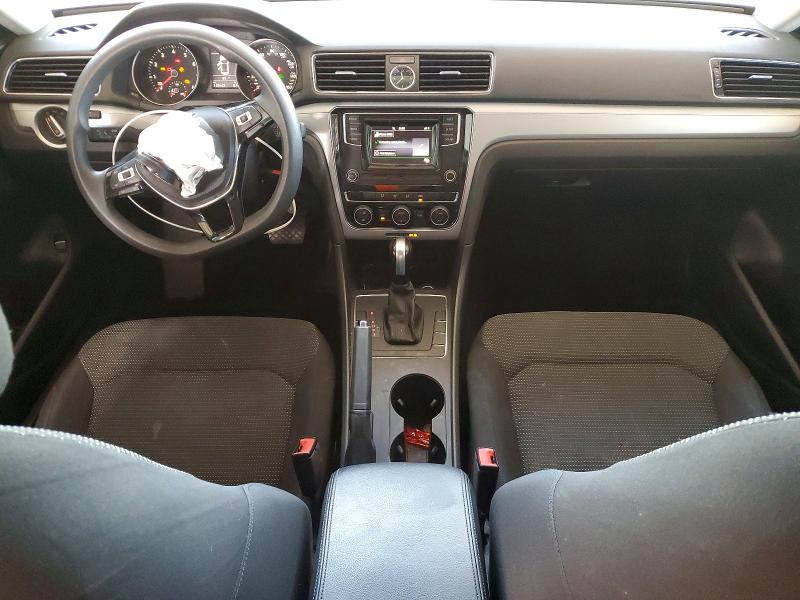 Photo 8 from auction – 2017 VOLKSWAGEN PASSAT with VIN 1VWAT7A34HC014326