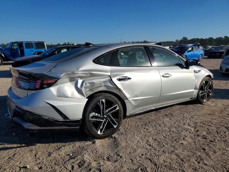 Photo 3 from auction – 2025 HYUNDAI SONATA N L with VIN KMHL54JC2SA451230