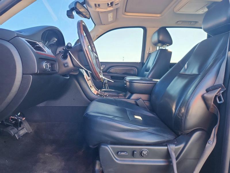 Photo 7 from auction – 2010 CADILLAC ESCALADE E with VIN 1GYUKJEF4AR116372