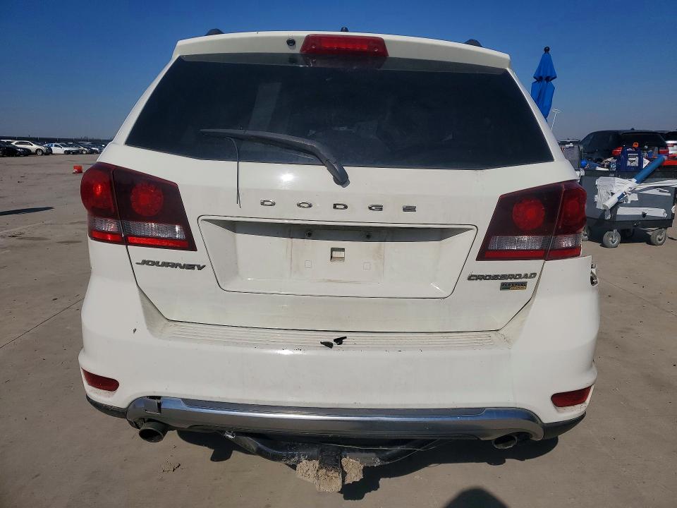 Photo 6 from auction – 2018 DODGE JOURNEY with VIN 3C4PDCGG5JT352163