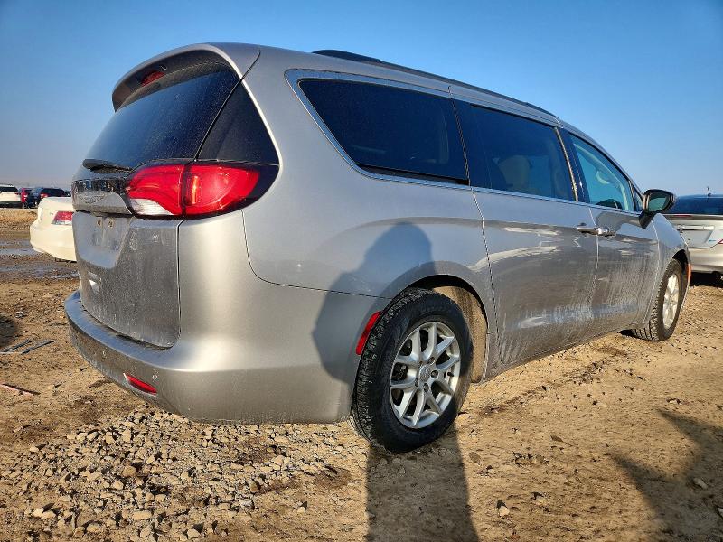 Photo 3 from auction – 2017 CHRYSLER PACIFICA T with VIN 2C4RC1DGXHR502320