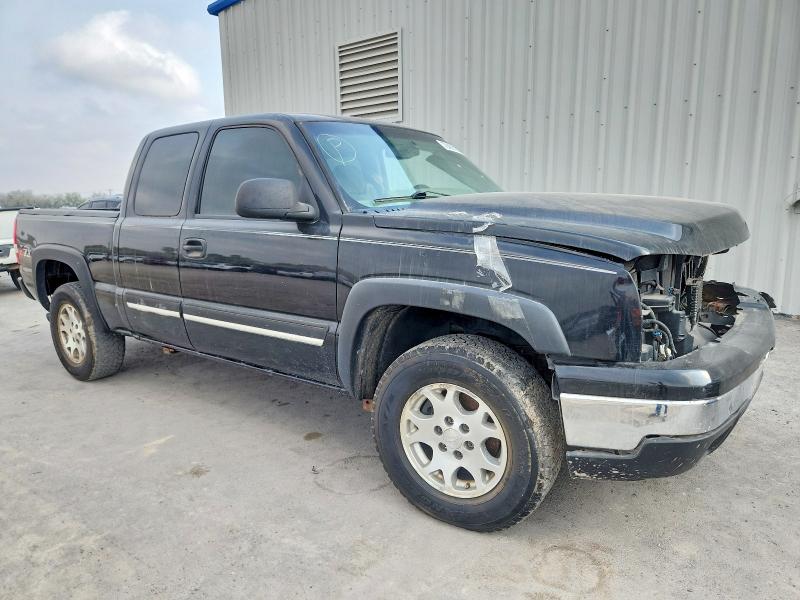 Photo 4 from auction – 2006 CHEVROLET SILVERADO with VIN 1GCEK19T96Z171465
