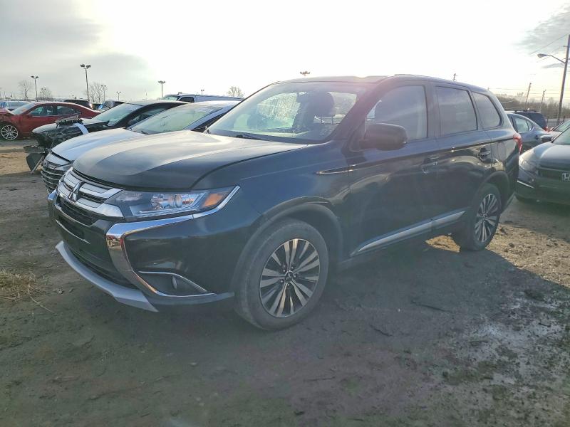MITSUBISHI OUTLANDER 2019 with VIN JA4AD2A36KZ017262 - Photo from auction