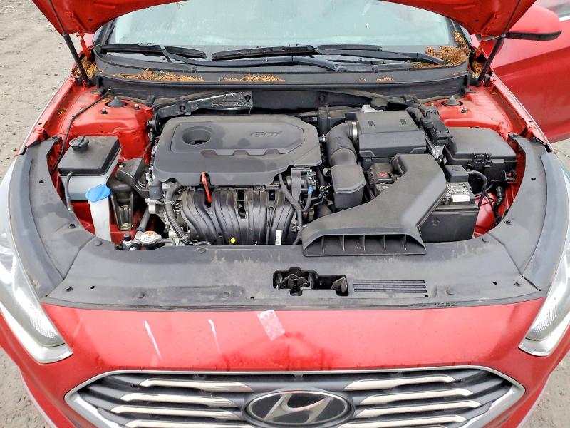Photo 11 from auction – 2019 HYUNDAI SONATA with VIN 5NPE24AF9KH817161