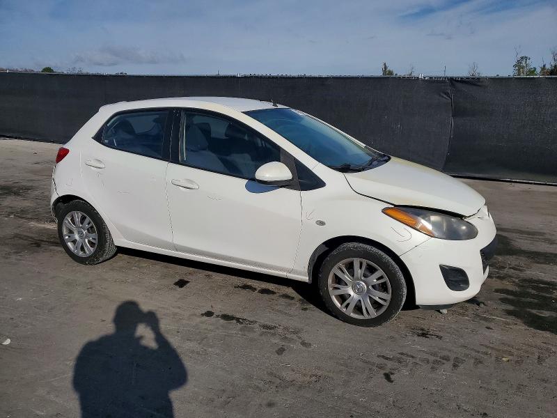 Photo 4 from auction – 2014 MAZDA MAZDA2 SPO with VIN JM1DE1KY6E0183455