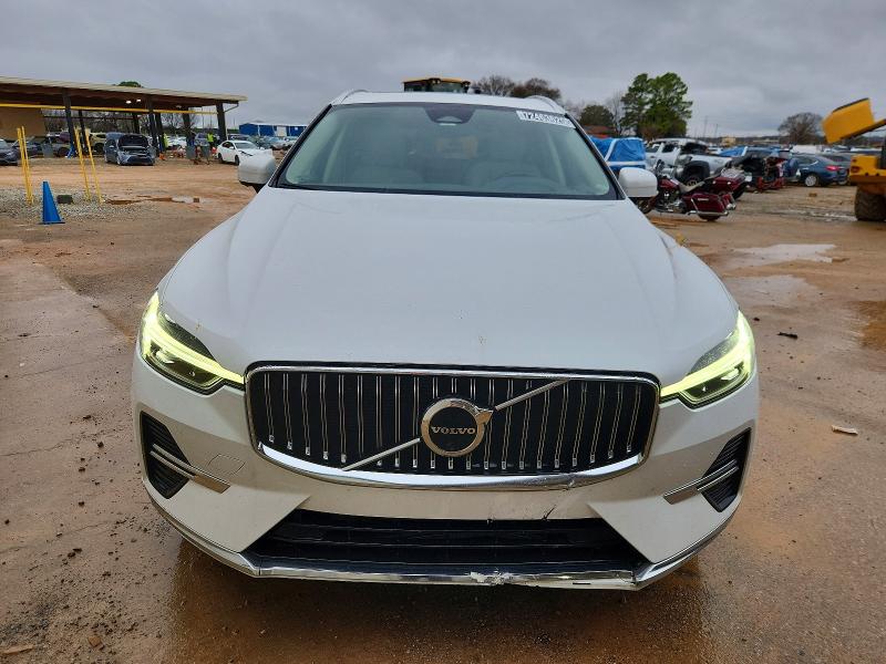 Photo 5 from auction – 2023 VOLVO XC60 PLUS with VIN YV4L12RE4P1265090