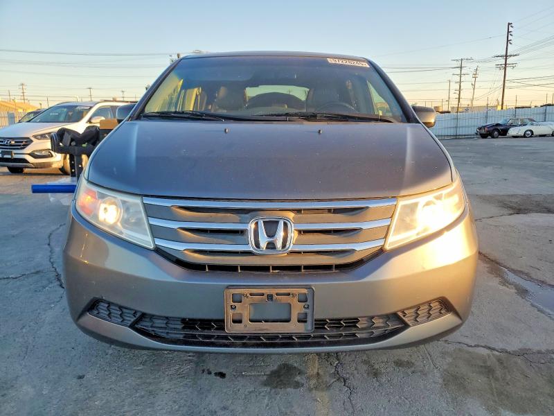 Photo 5 from auction – 2011 HONDA ODYSSEY EX with VIN 5FNRL5H61BB036854