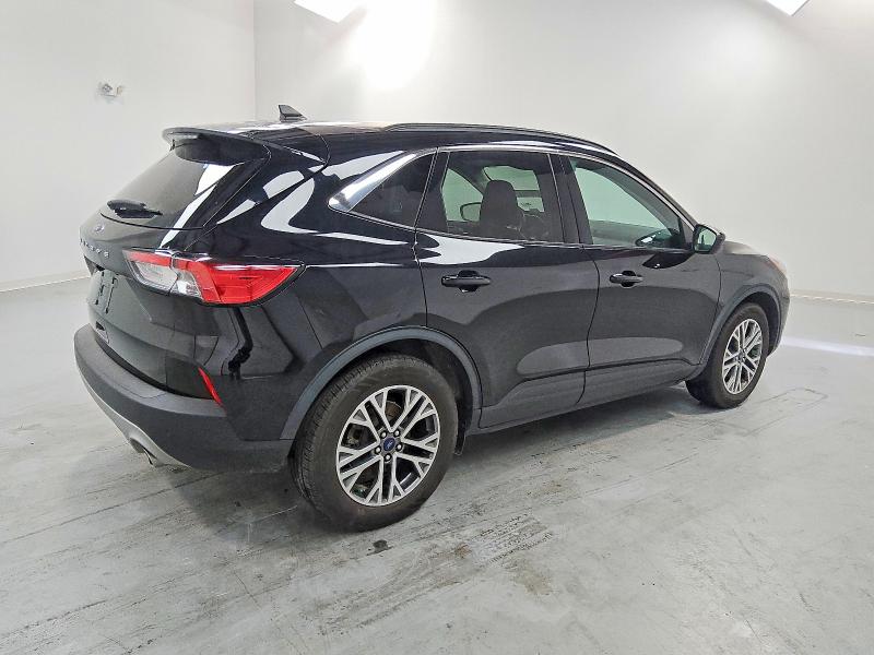 Photo 3 from auction – 2022 FORD ESCAPE SEL with VIN 1FMCU0H65NUB83739