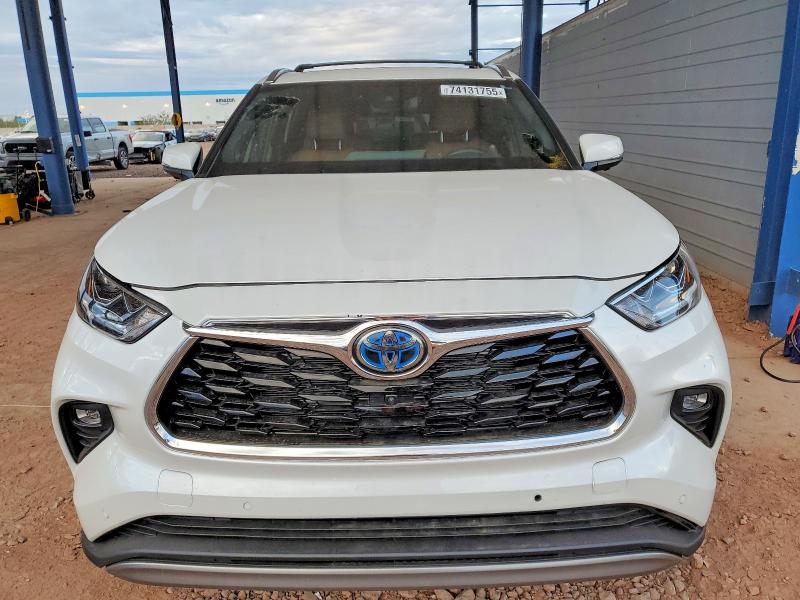 Foto 5 de la subasta – 2024 TOYOTA HIGHLANDER con VIN 5TDEBRCH4RS633536